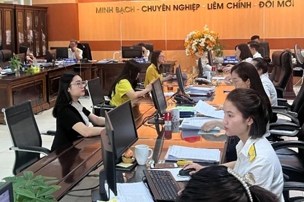 Ba năm gần đây, ngành thuế đã thu về 296 nghìn tỷ đồng từ các tổ chức, cá nhân kinh doanh thương mại điện tử. (Ảnh: Minh Phương)