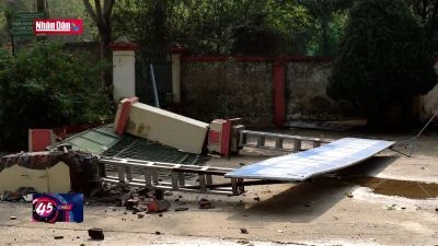 Yên Bái: Mưa đá, dông lốc làm 86 nhà dân bị tốc mái