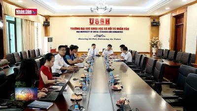 Tặng học bổng toàn phần cho các sĩ quan hải quân hoàn thành nghĩa vụ quân sự