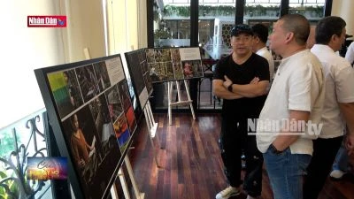 Ra mắt cuốn sách ảnh “Nghề truyền thống Việt”