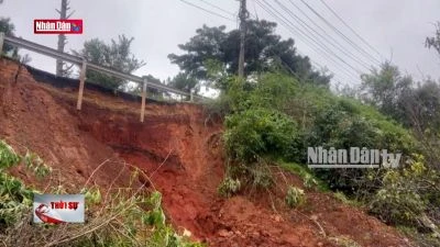 Mưa lớn gây sạt lở taluy trên Quốc lộ 20