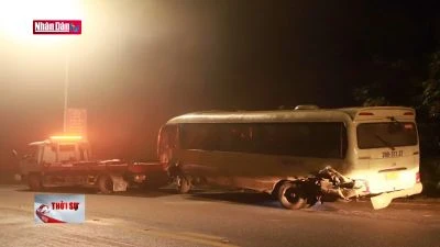 Vĩnh Phúc: Xe khách lao xuống vực ở Tam Đảo