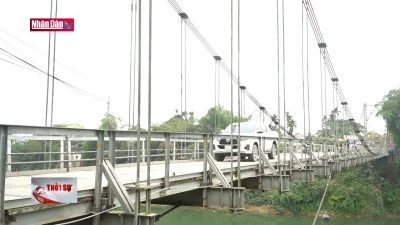 Cầu treo sông Giăng xuống cấp trầm trọng