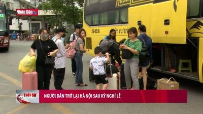Người dân trở lại Hà Nội sau kỳ nghỉ lễ