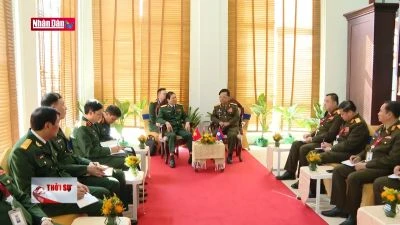 Gặp gỡ song phương giữa Bộ Quốc phòng Việt Nam và Lào, Campuchia