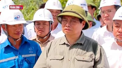 Đường dây 500 kV mạch 3 trước ngày về đích