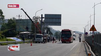 Phân luồng trên cao tốc Cam Lộ - La Sơn