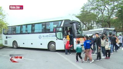 Những chuyến xe ấm tình công đoàn đưa công nhân về quê đón Tết