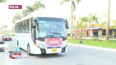 Chuyến xe công đoàn hỗ trợ công nhân về quê đón Tết