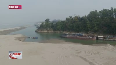 Mực nước sông Hồng, sông Đà ở Phú Thọ thấp kỷ lục