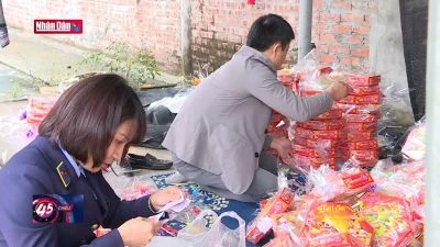 Phát hiện cơ sở sản xuất Mứt Tết giả số lượng lớn