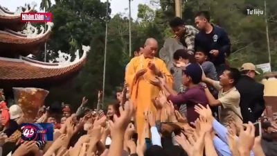 Câu chuyện văn hóa: Ứng xử văn minh trong lễ hội