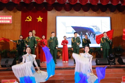 Các tiết mục trình diễn tại liên hoan nghệ thuật. 