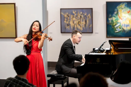 “Dù chơi đàn hay sáng tác thì đó cũng là tôi, một Trịnh Minh Hiền luôn muốn tìm kiếm, khám phá chính mình”. Ảnh: NVCC