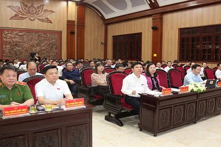 Các đại biểu dự hội nghị.