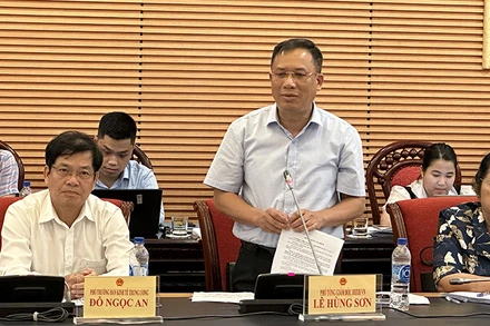 Đại diện Bảo hiểm xã hội Việt Nam phát biểu tại buổi làm việc.