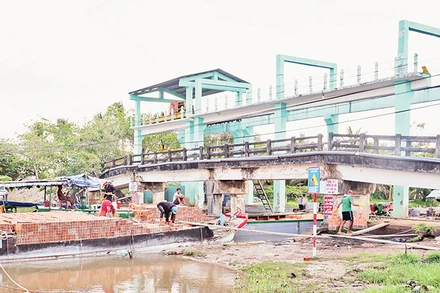 Hệ thống cống góp phần giúp Sóc Trăng giảm thiệt hại trong sản xuất nông nghiệp do xâm nhập mặn.