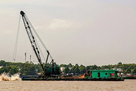 Thách thức sống còn với châu thổ Cửu Long