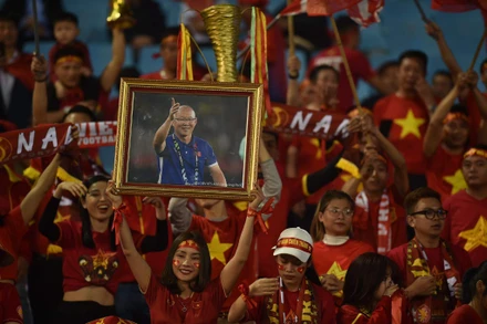 [Ảnh] Bán kết AFF Cup 2022: Bầu không khí cuồng nhiệt trên sân Mỹ Đình 