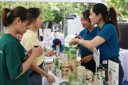 Các chính sách nhằm tạo điều kiện thuận lợi cho các đơn vị khởi nghiệp sáng tạo tiếp cận nguồn lực và cơ chế hỗ trợ cần thiết.