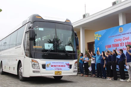 Đà Nẵng sẽ tiếp tục tổ chức các chuyến xe đưa đoàn viên, người lao động về quê đón Tết.