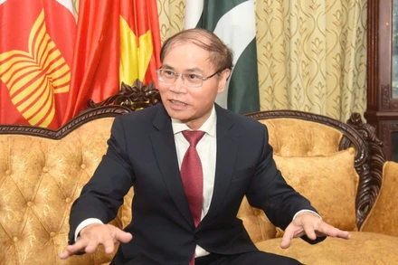 Đại sứ Việt Nam tại Pakistan Phạm Anh Tuấn (Ảnh: Báo Pakistan in the World)
