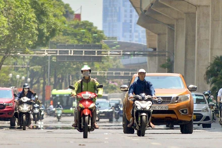 Ngày mai, nhiều khu vực có nắng nóng đặc biệt gay gắt 