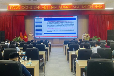 Toàn cảnh hội nghị.