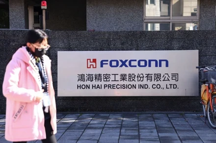 Bên ngoài Tập đoàn Điện tử Foxconn của Đài Loan (Trung Quốc). (Nguồn: Reuters)