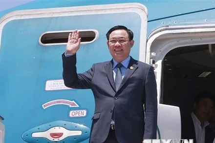 Chủ tịch Quốc hội Vương Đình Huệ có chuyến thăm chính thức tới CH Argentina và CH Uruguay từ ngày 23-28/4.