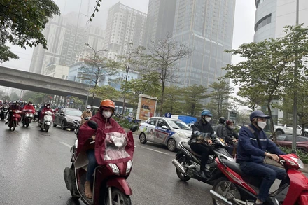 Khu vực Hà Nội có mưa vài nơi, sáng sớm có sương mù và sương mù nhẹ, trưa chiều hửng nắng. (Ảnh minh họa)