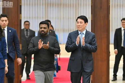 Chủ tịch nước Lương Cường chủ trì chiêu đãi trọng thể Tổng thống Sri Lanka Anura Kumara Dissanayaka. (Ảnh: XUÂN KỲ-THỦY NGUYÊN)