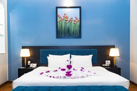 Phòng Deluxe Suite của Khách sạn Kim Đô, đường Nguyễn Huệ, Quận 1.