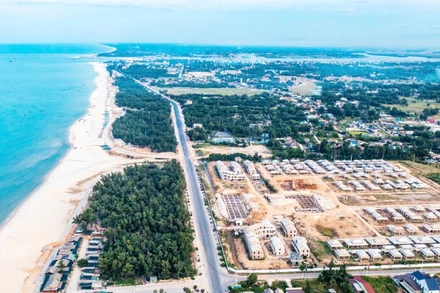 Khu du lịch cao cấp ở biển Gio Hải, huyện Gio Linh đang được đầu tư. 