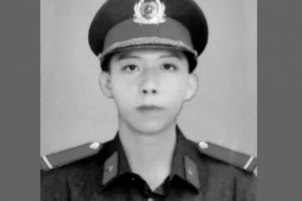 Cấp bằng "Tổ quốc ghi công" cho Thượng sĩ Nguyễn Ngọc Minh Nhật, hy sinh trong thực thi nhiệm vụ bắt giữ đối tượng có hành vi nguy hiểm cho xã hội, chống người thi hành công vụ.