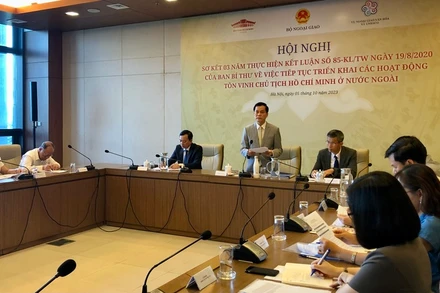 Thứ trưởng Ngoại giao Hà Kim Ngọc phát biểu tại hội nghị.