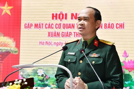 Đại tá Nguyễn Quốc Duẩn, Bí thư Đảng ủy, Chính ủy Binh chủng Đặc công phát biểu tại buổi gặp mặt. Ảnh: Báo Quân đội nhân dân.