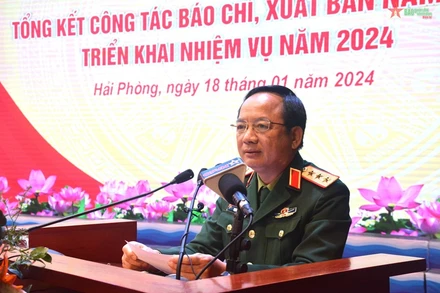 Thượng tướng Trịnh Văn Quyết phát biểu ý kiến tại hội nghị. (Ảnh: Báo Quân đội nhân dân)