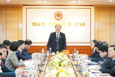 Thượng tướng Bế Xuân Trường, Chủ tịch Hội Cựu chiến binh Việt Nam phát biểu tại buổi gặp mặt.