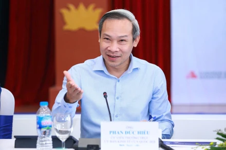 Ông Phan Đức Hiếu, Đại biểu Quốc hội, Ủy viên Ủy ban Kinh tế - Tài chính của Quốc hội.