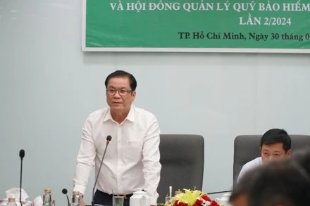 Ông Lê Thanh Hưng phát biểu tại Hội nghị Ban Chấp hành Hiệp hội Cao-su Việt Nam.