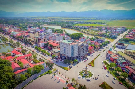 Một góc trung tâm thành phố Điện Biên Phủ hôm nay. (Ảnh: LÊ LAN)