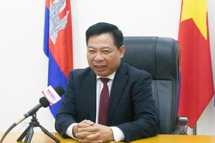 Đại sứ Nguyễn Huy Tăng đánh giá cao ý nghĩa chuyến thăm chính thức Việt Nam của Thủ tướng Vương quốc Campuchia Samdech Moha Bovor Thipadei Hun Manet.