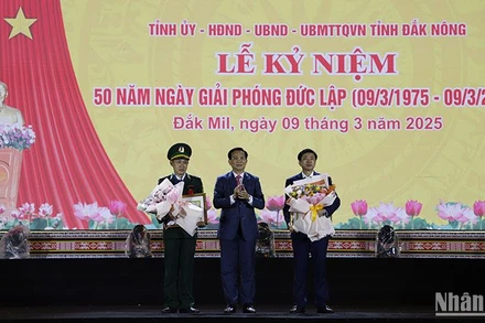 Lãnh đạo tỉnh Đắk Nông tặng Bằng khen cho các tập thể có thành tích xuất sắc trong quá trình thi đua chào mừng Kỷ niệm 50 năm Ngày giải phóng Đức Lập (09/3/1975 - 09/3/2025)