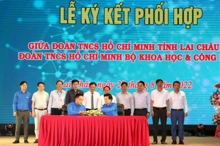 Ký kết Thỏa thuận hợp tác trong hỗ trợ, triển khai phong trào khởi nghiệp đổi mới sáng tạo tại tỉnh giai đoạn 2022-2027 giữa Đoàn Bộ Khoa học và Công nghệ và Tỉnh đoàn Lai Châu. 