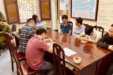 Nhóm đối tượng làm văn bằng, chứng chỉ giả quy mô lớn tại cơ quan điều tra.