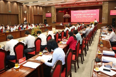 Ban Chấp hành Đảng bộ thành phố Hà Nội khóa 17 họp hội nghị lần thứ 10.