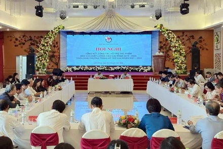 Quang cảnh hội nghị.