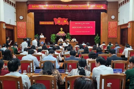 Hội nghị Thành ủy Đà Nẵng lần thứ 9, tập trung công tác xây dựng Đảng.