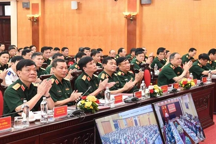 Các đại biểu tham dự hội nghị. (Ảnh Phú Sơn) 